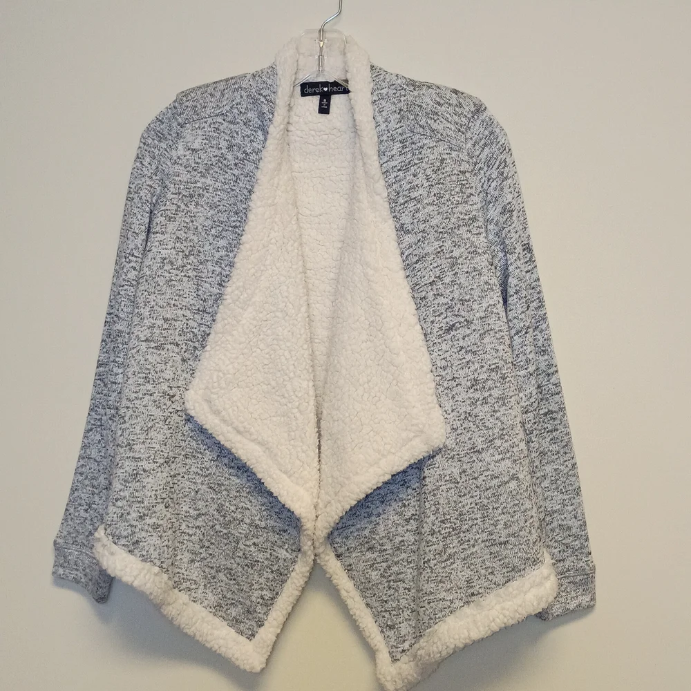 Derek Heart Women's Sweater Jacket with Sherpa Lining - Picture 5 of 5